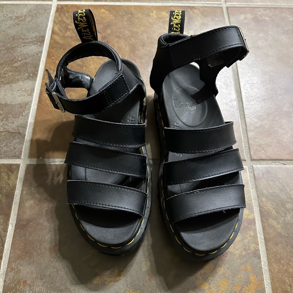 Dr. Martens women’s Blair sandal